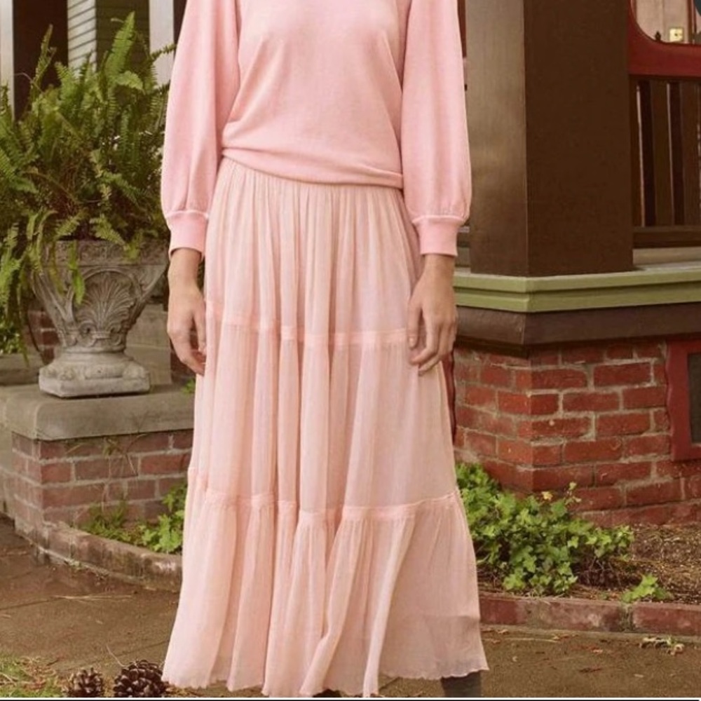 The GREAT. | The Elizabethan Skirt
